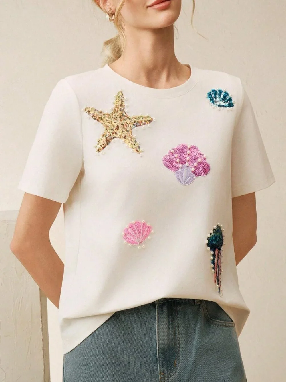 White Casual Women's Sequin Applique Bubble Sleeve Crew Neck T-Shirt - Picture 6 of 7